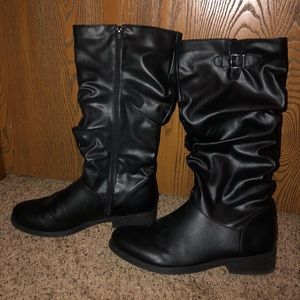 Women’s Calf-high Boot